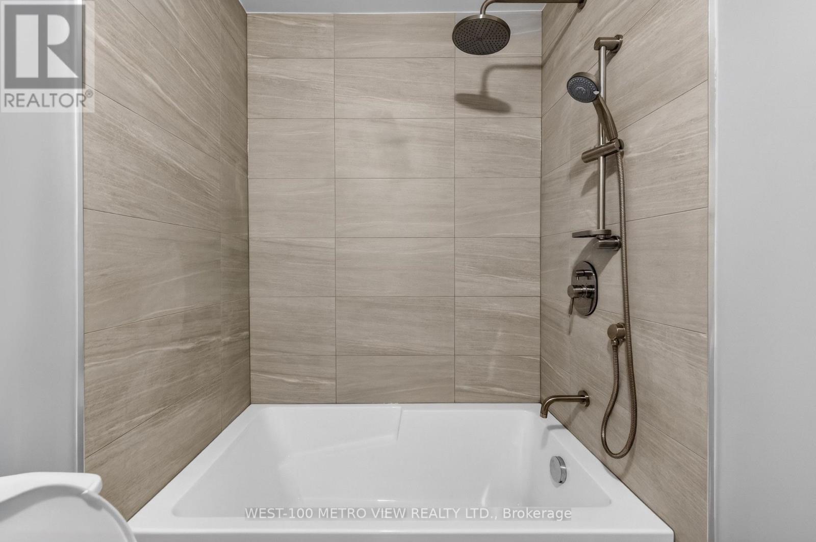 5002 Willowood Drive, Mississauga, Ontario  L5R 3R5 - Photo 18 - W13140338