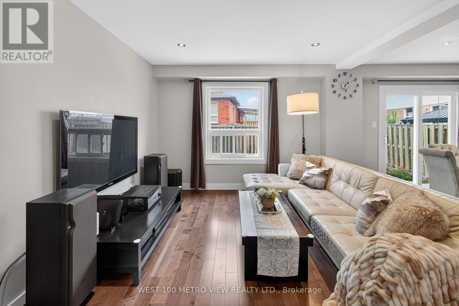 5002 Willowood Drive, Mississauga, Ontario  L5R 3R5 - Photo 6 - W13140338