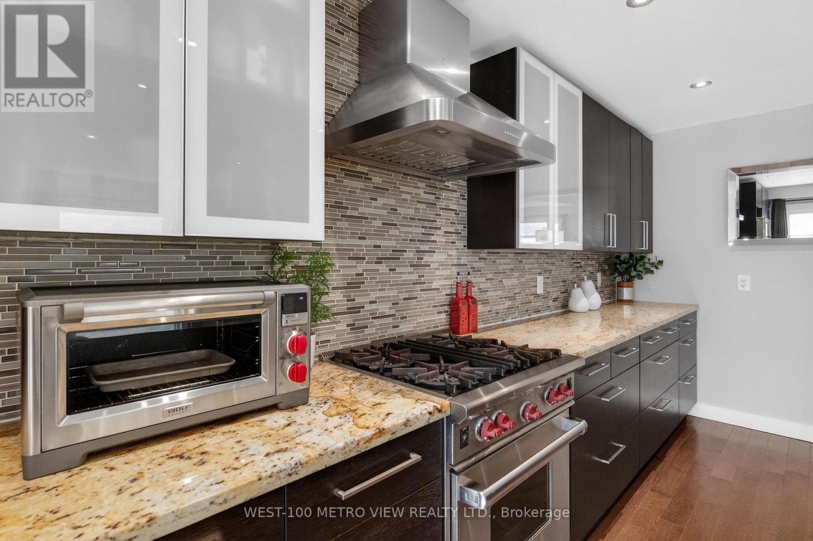 5002 Willowood Drive, Mississauga, Ontario  L5R 3R5 - Photo 9 - W13140338