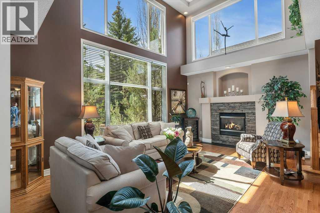 101 Valley Creek Place NW, Calgary, Alberta  T3B 5V1 - Photo 7 - A2309773