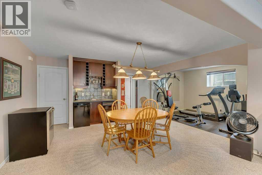 101 Valley Creek Place NW, Calgary, Alberta  T3B 5V1 - Photo 31 - A2309773