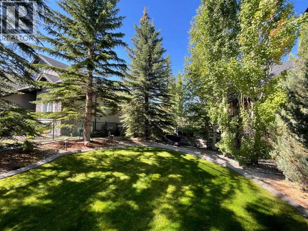 101 Valley Creek Place NW, Calgary, Alberta  T3B 5V1 - Photo 44 - A2309773