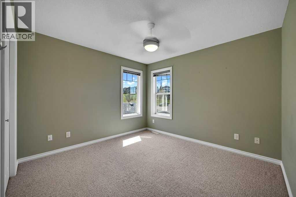8 Valley Creek Crescent NW, Calgary, Alberta  T3B 5V2 - Photo 26 - A2310883
