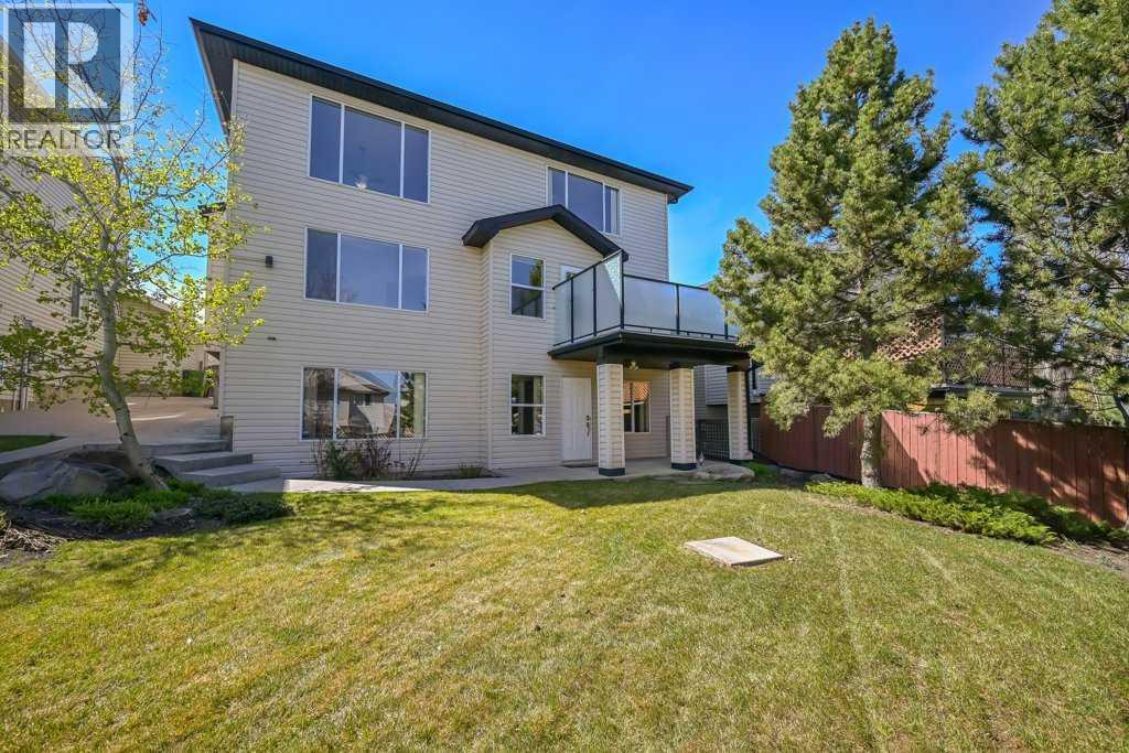 8 Valley Creek Crescent NW, Calgary, Alberta  T3B 5V2 - Photo 46 - A2310883