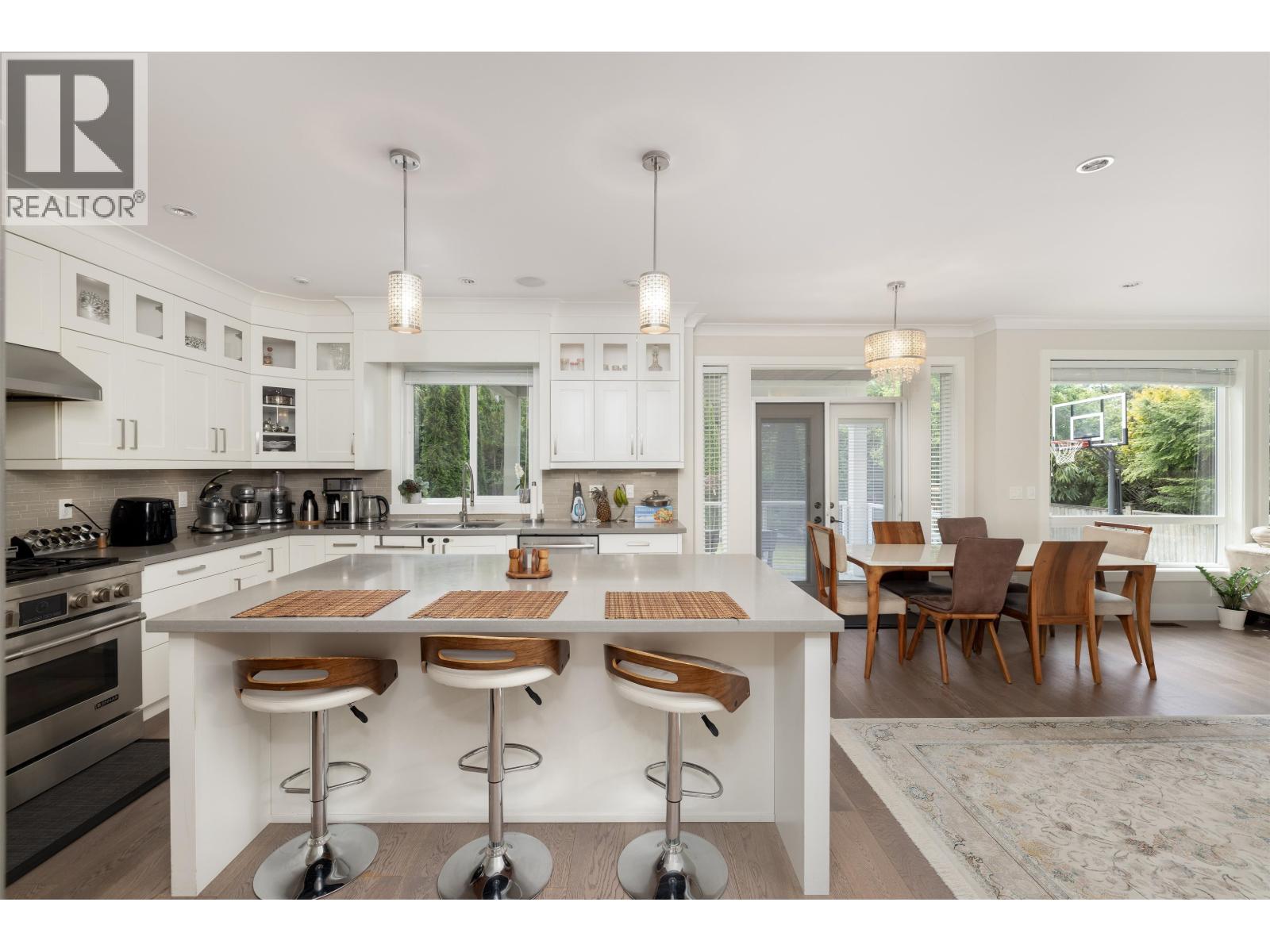 481 W Windsor Road, North Vancouver, British Columbia  V7N 2N5 - Photo 7 - R3124594