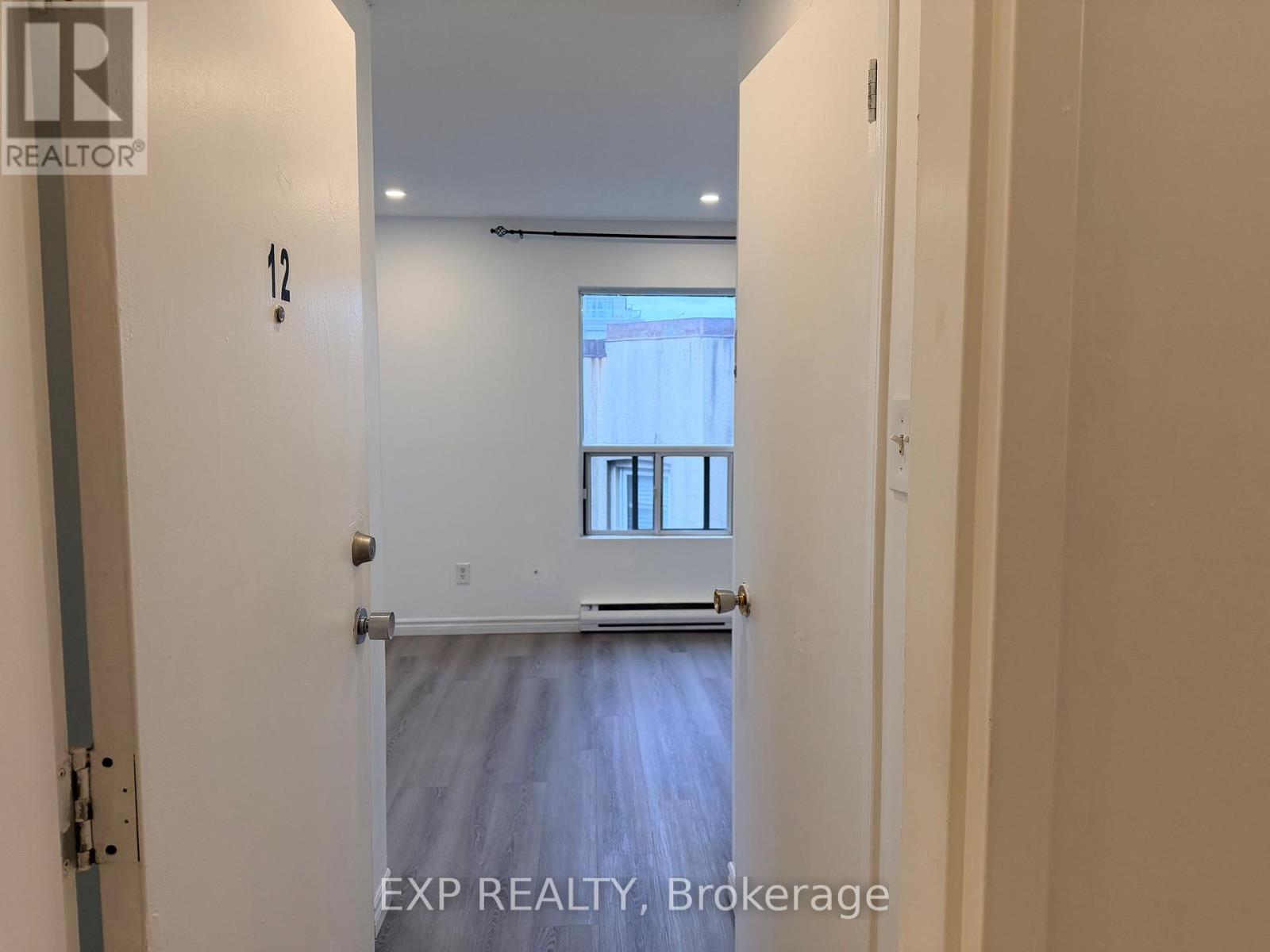 12 - 102 Greensides Avenue, Toronto, Ontario  M6C 1B9 - Photo 9 - C13140342