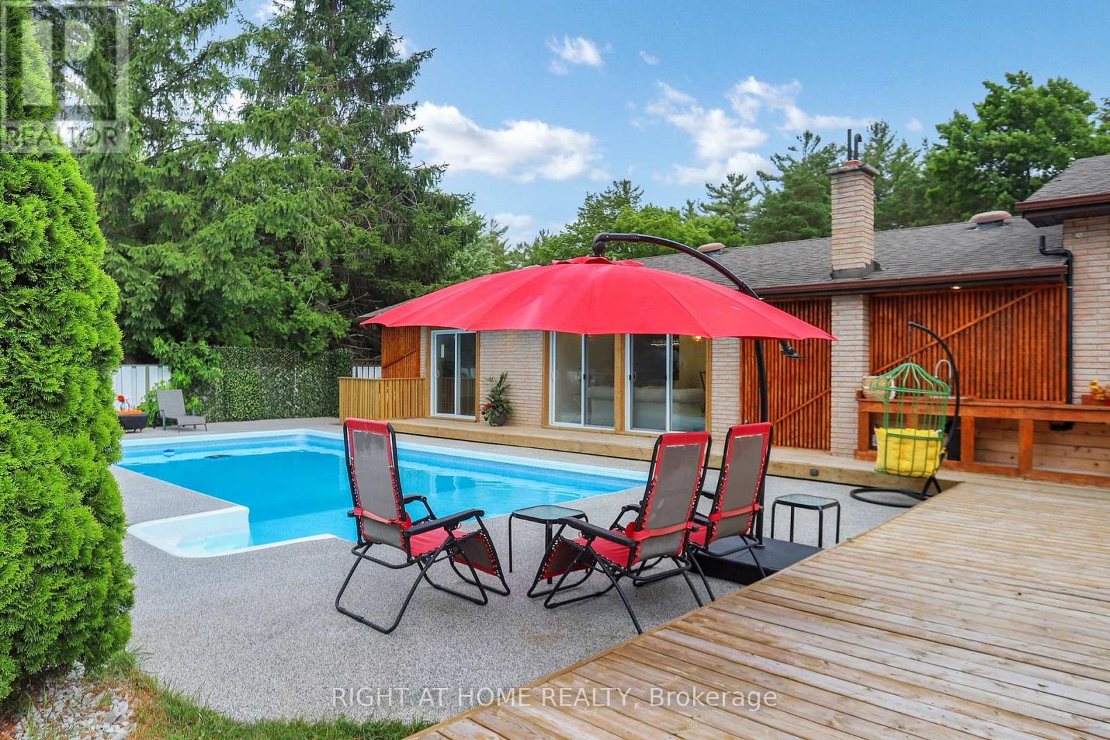 388 Bouchier Street, Georgina, Ontario  L4P 3C8 - Photo 38 - N13140348