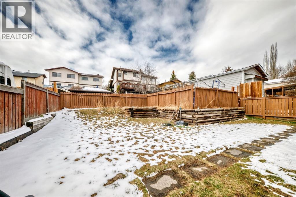 76 Edgewood Drive NW, Calgary, Alberta  T3A 2T5 - Photo 21 - A2307262