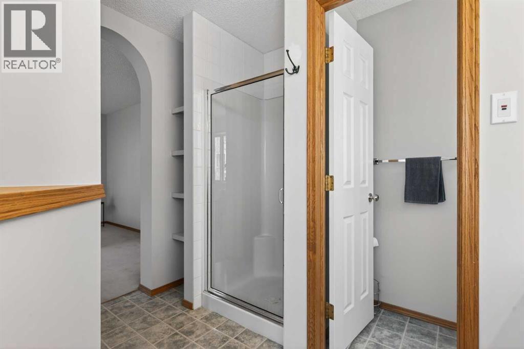 438 Bridlecreek Green SW, Calgary, Alberta  T2Y 3P1 - Photo 18 - A2310129