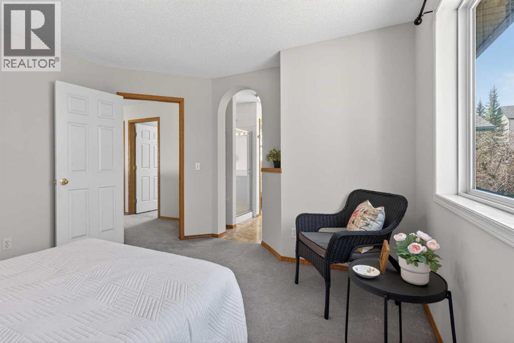 438 Bridlecreek Green SW, Calgary, Alberta  T2Y 3P1 - Photo 15 - A2310129