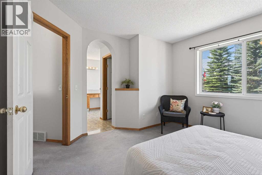 438 Bridlecreek Green SW, Calgary, Alberta  T2Y 3P1 - Photo 16 - A2310129