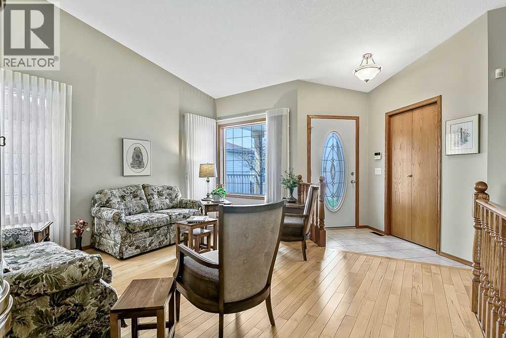 1130 High Glen Place NW, High River, Alberta  T1V 1R5 - Photo 3 - A2310563