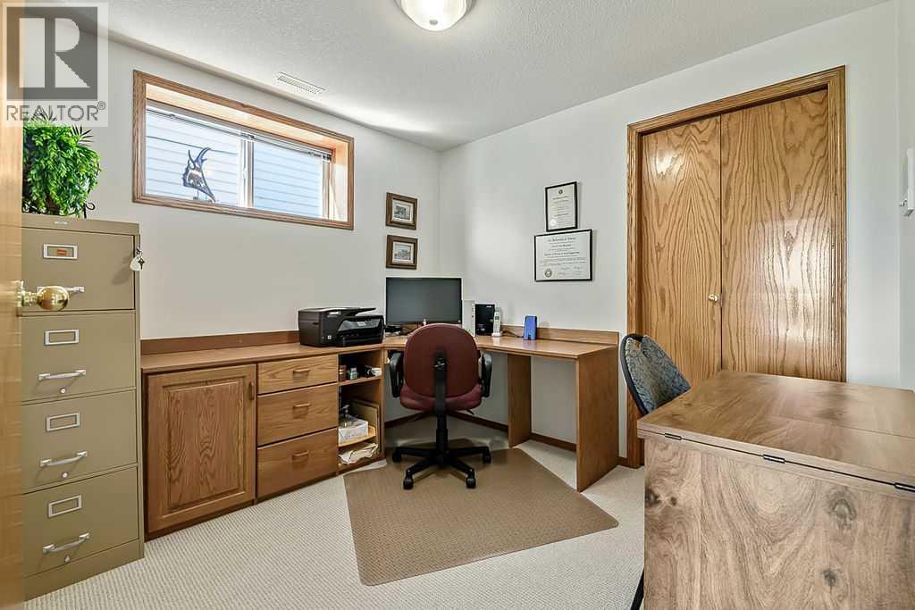 1130 High Glen Place NW, High River, Alberta  T1V 1R5 - Photo 21 - A2310563