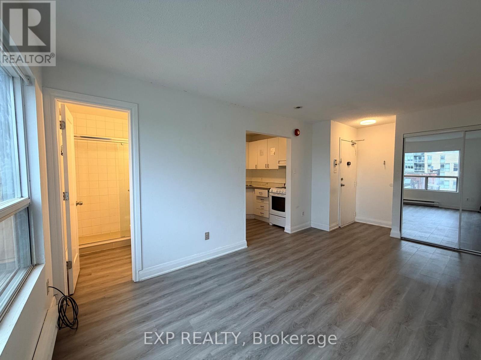 14 - 102 Greensides Avenue, Toronto, Ontario  M6C 1B9 - Photo 9 - C13140352