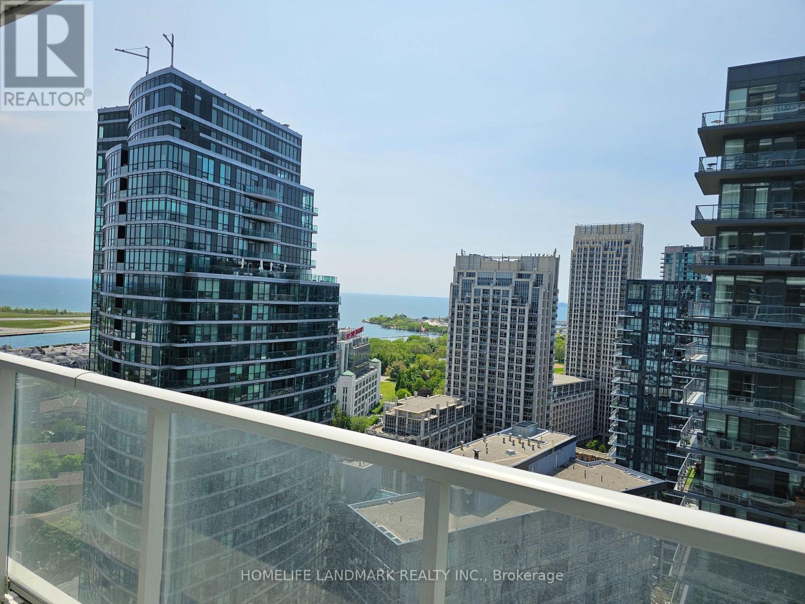 2901 - 19 BATHURST STREET, Toronto, Ontario