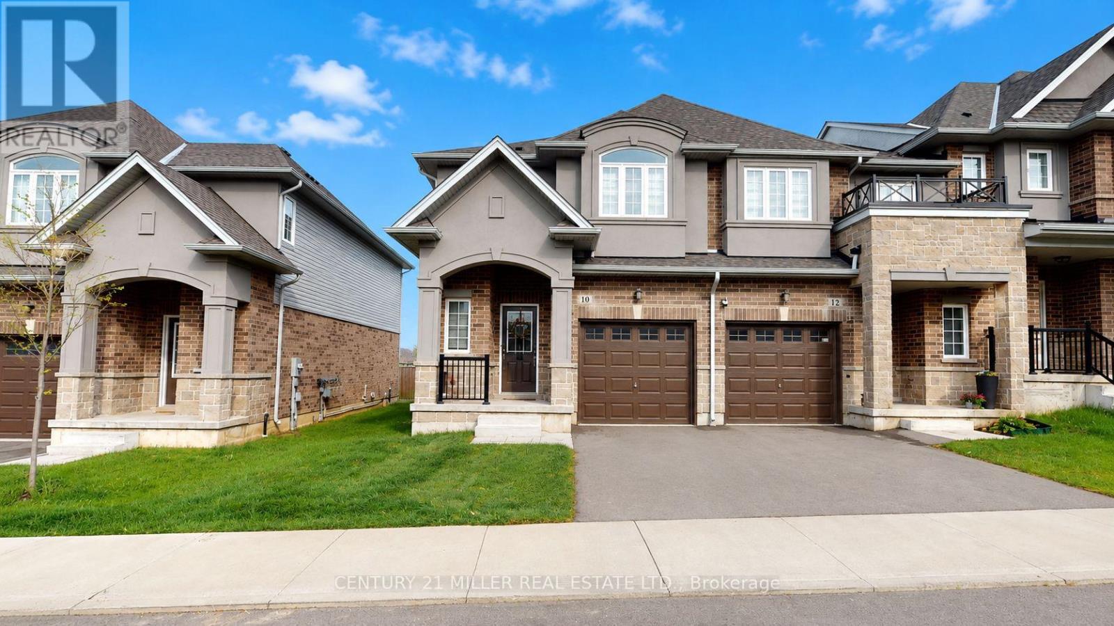 10 LINDEN PARK LANE, Hamilton, Ontario