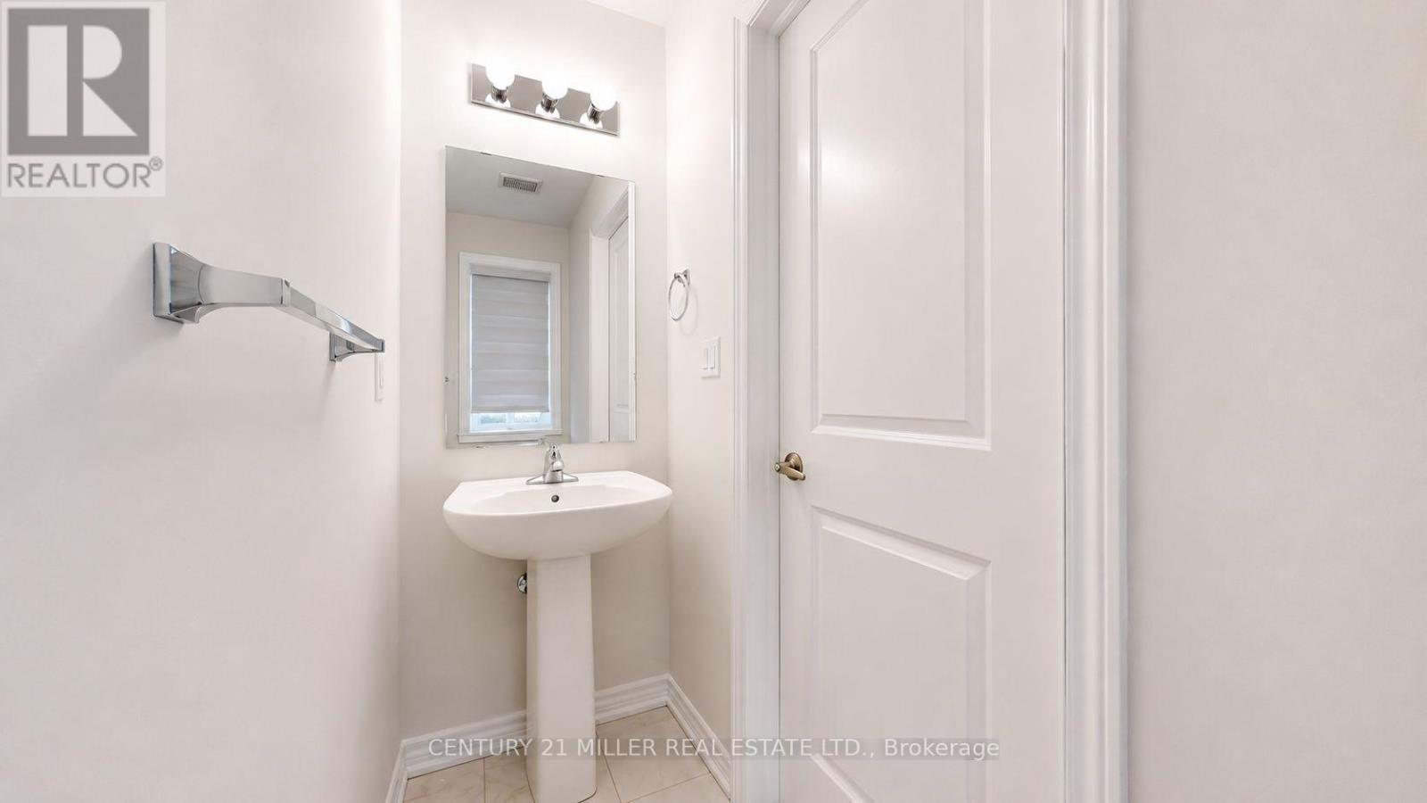 10 Linden Park Lane, Hamilton, Ontario  L9A 1Y1 - Photo 4 - X13114828