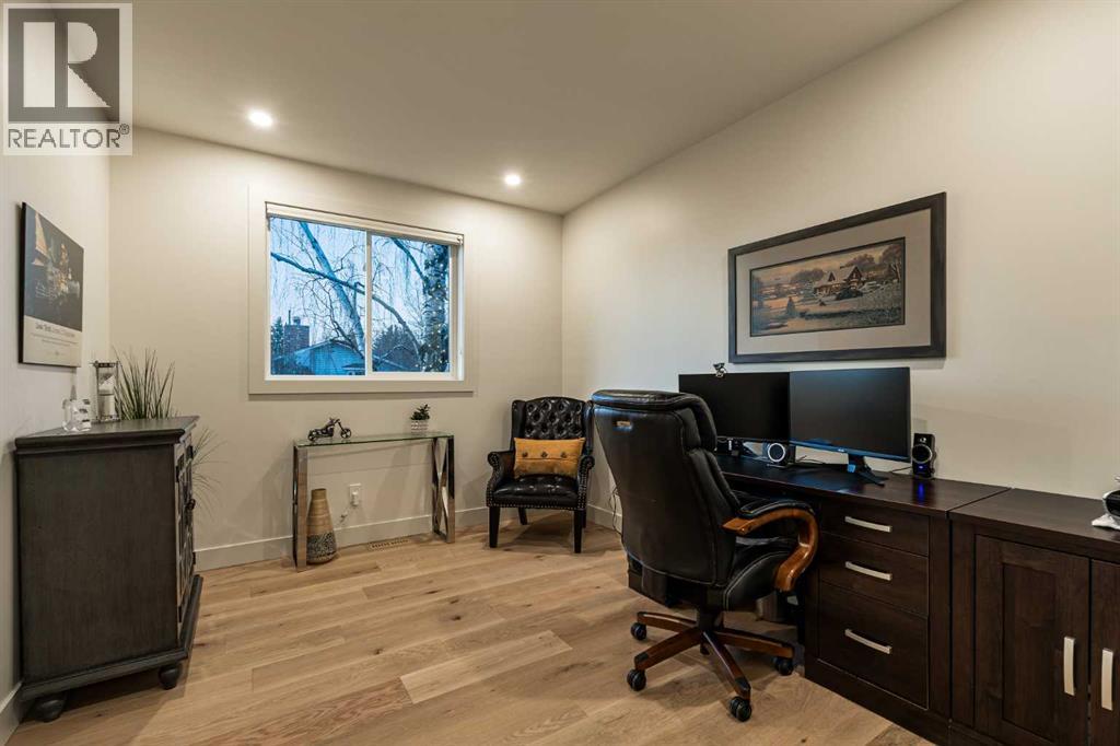 5420 La Salle Crescent SW, Calgary, Alberta  T3E 5Y5 - Photo 31 - A2311099