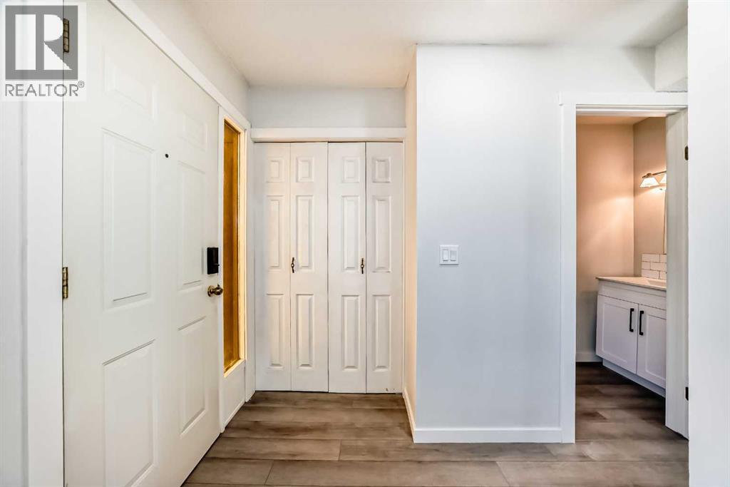6501b Huntsbay Road NW, Calgary, Alberta  T2K 5R3 - Photo 3 - A2311730