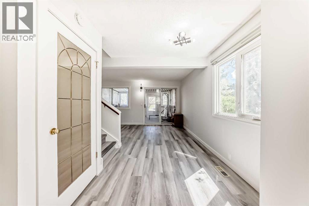 6501b Huntsbay Road NW, Calgary, Alberta  T2K 5R3 - Photo 7 - A2311730