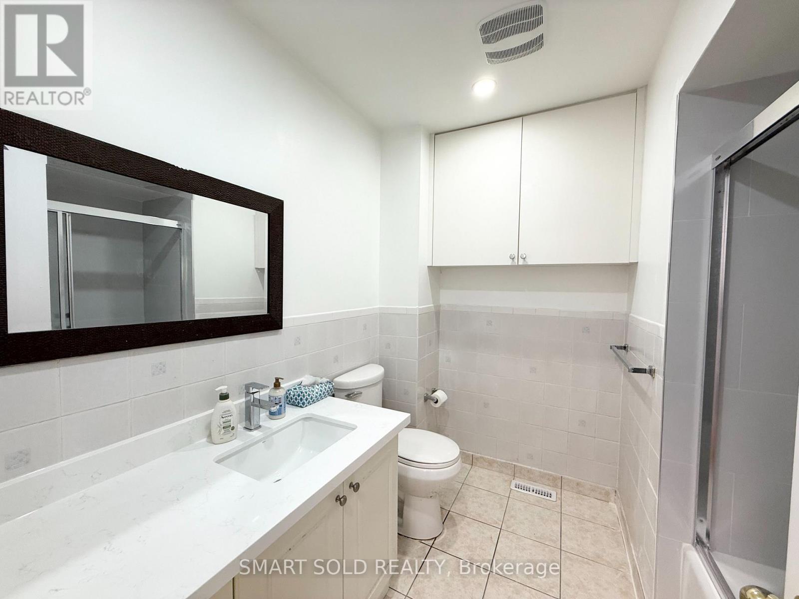 (Main Floor) - 36 Montezuma Trail, Toronto, Ontario  M1V 1H8 - Photo 10 - E13140370