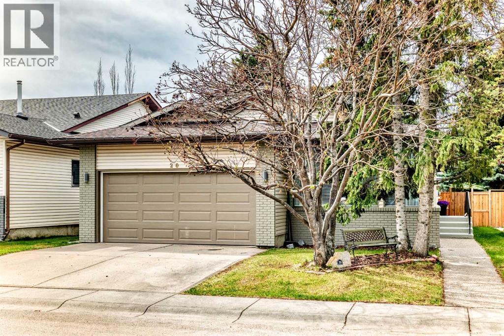 20 Woodbrook Close SW, Calgary, Alberta  T2W 4E9 - Photo 2 - A2301228