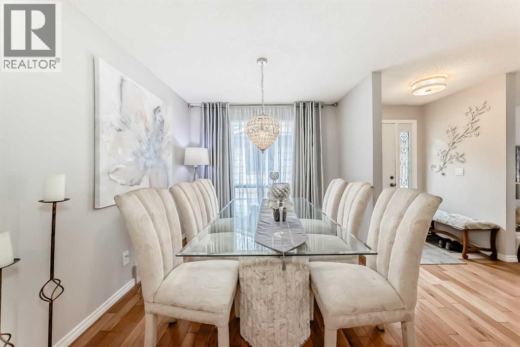 20 Woodbrook Close SW, Calgary, Alberta  T2W 4E9 - Photo 8 - A2301228