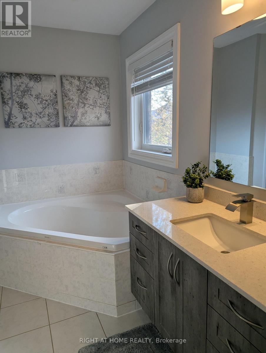 12 Frustac Trail, Caledon, Ontario  L7E 1Y5 - Photo 16 - W13140368