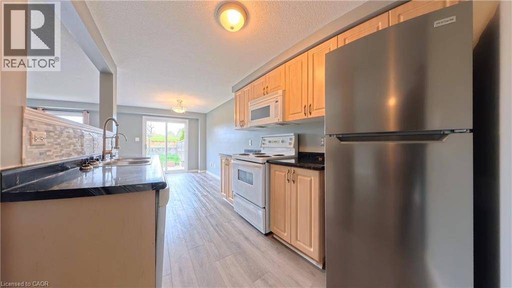 193 Prosperity Drive, Kitchener, Ontario  N2E 4E5 - Photo 17 - 40831039