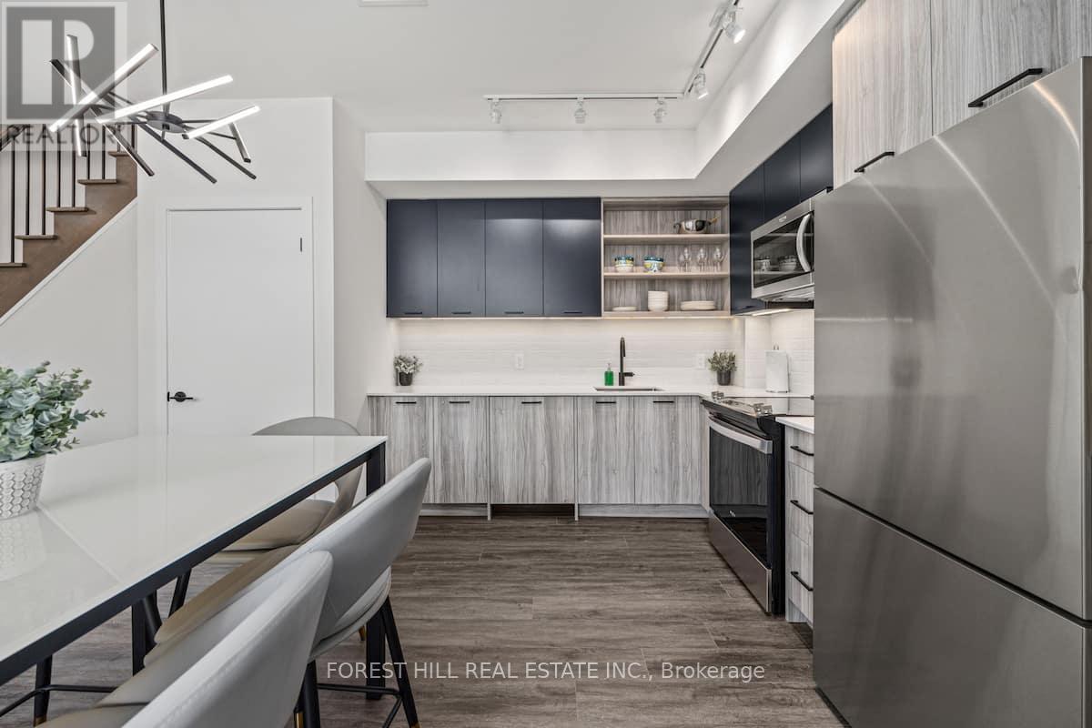 103 - 2300 St Clair Avenue W, Toronto, Ontario  M6N 0B3 - Photo 5 - W13069118