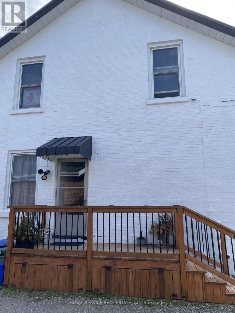 Upper - 105 Havelock Street, Cobourg, Ontario  K9A 2J6 - Photo 2 - X13140396