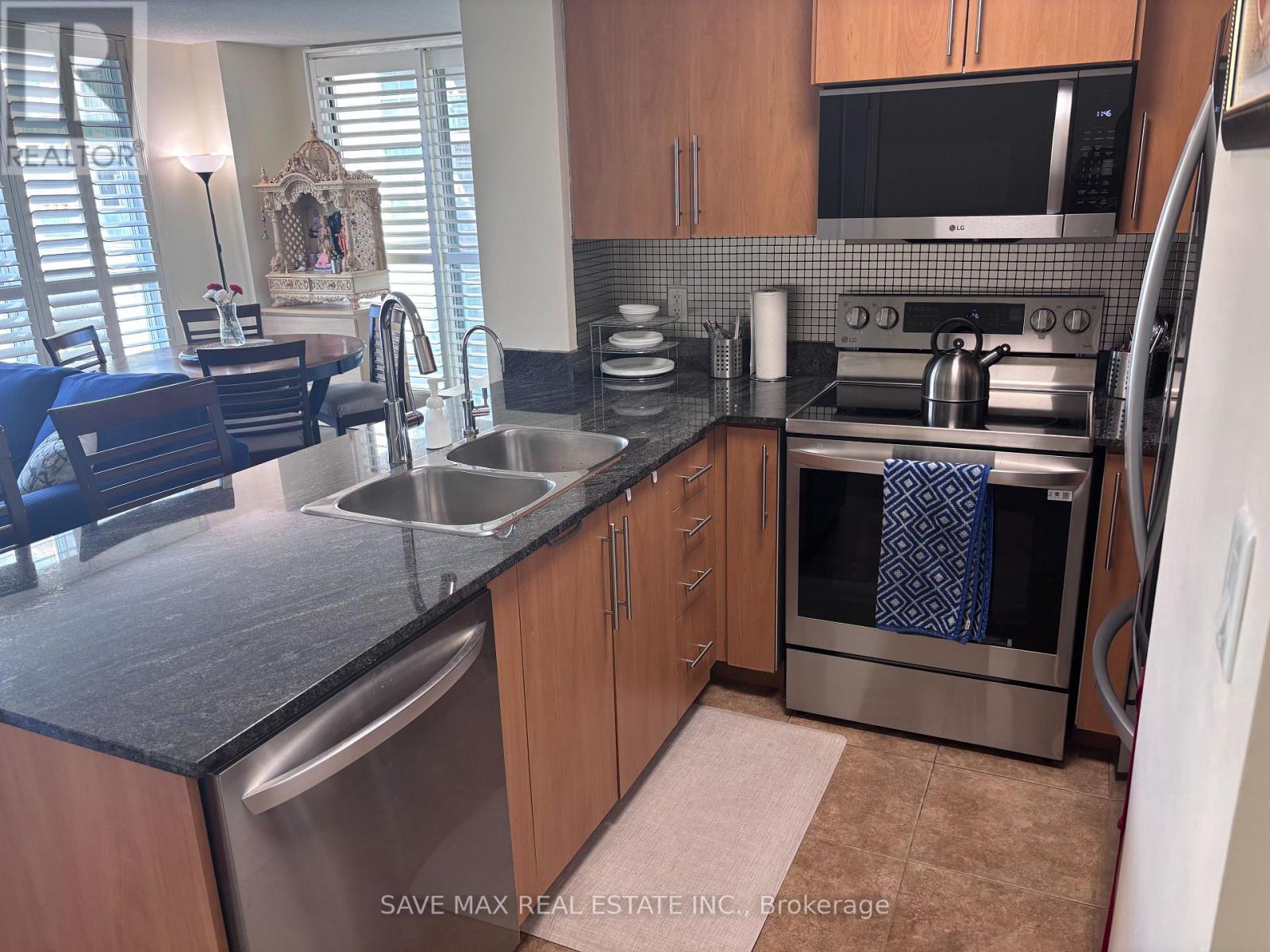 2j - 8 Rosebank Drive, Toronto, Ontario M1X 1V4 - Photo 14 - E13140400