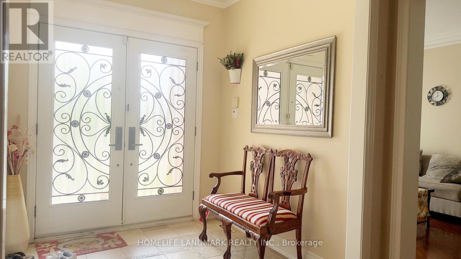 136 Worth Boulevard, Vaughan, Ontario  L4J 7V5 - Photo 2 - N13140402