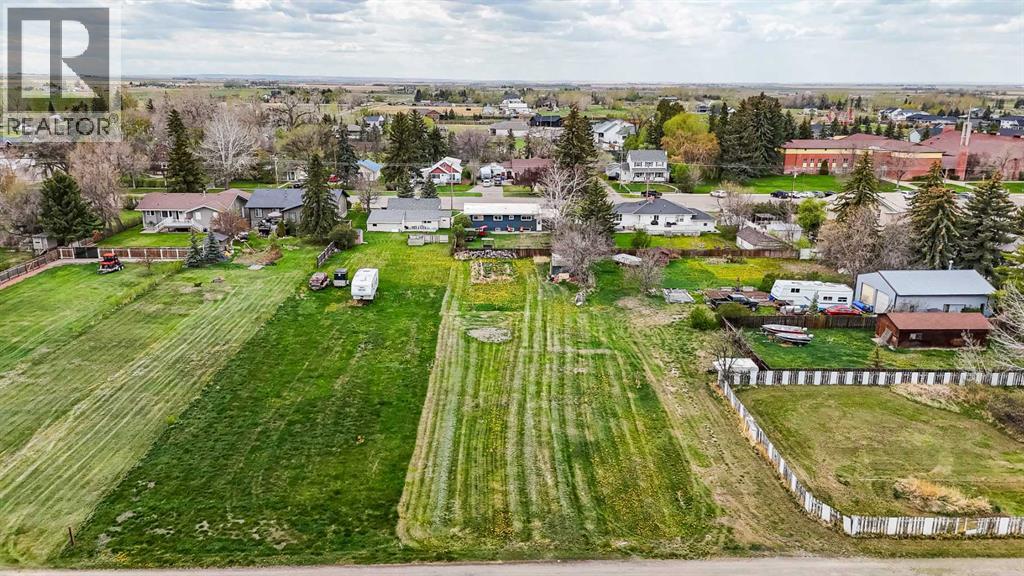 47 S 200 W, Raymond, Alberta  T0K 2S0 - Photo 2 - A2309975