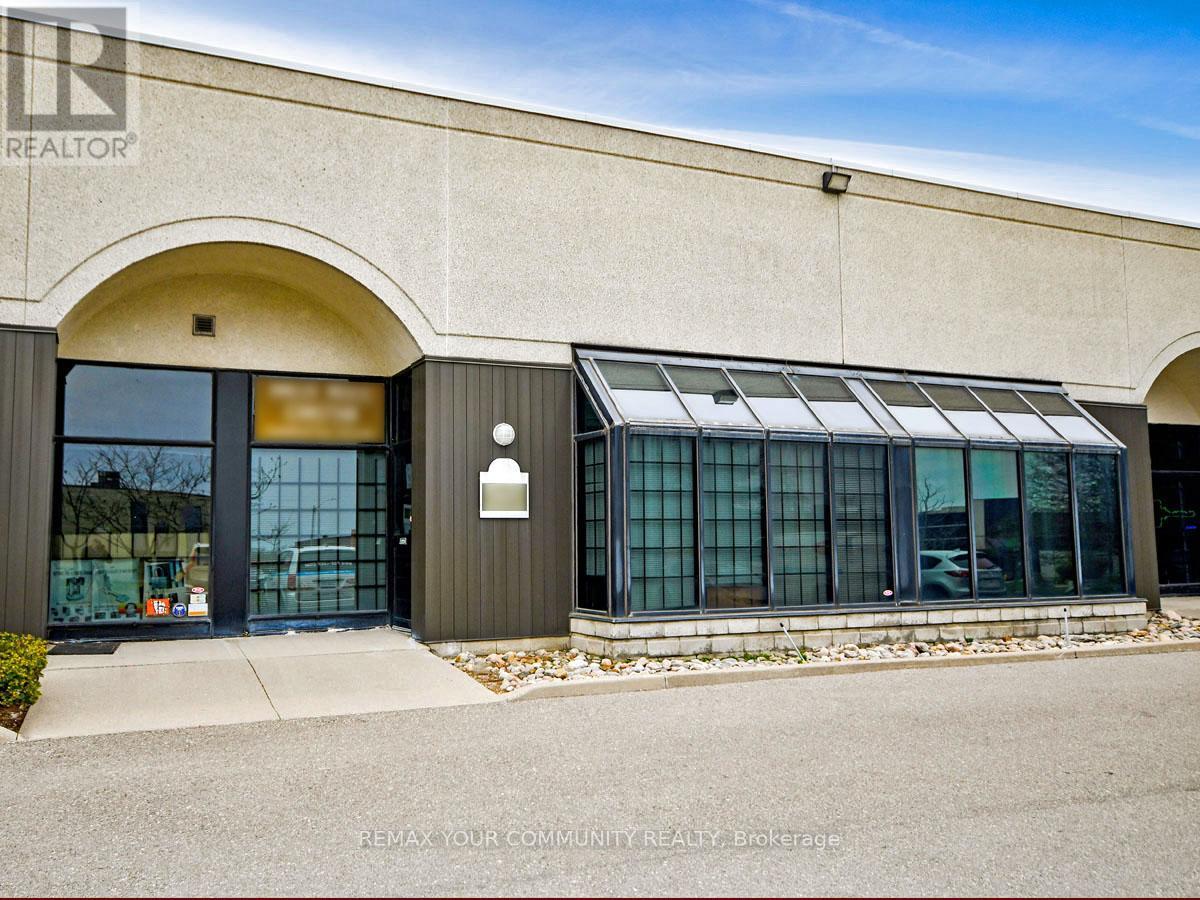 3 - 800 PETROLIA ROAD, Toronto, Ontario