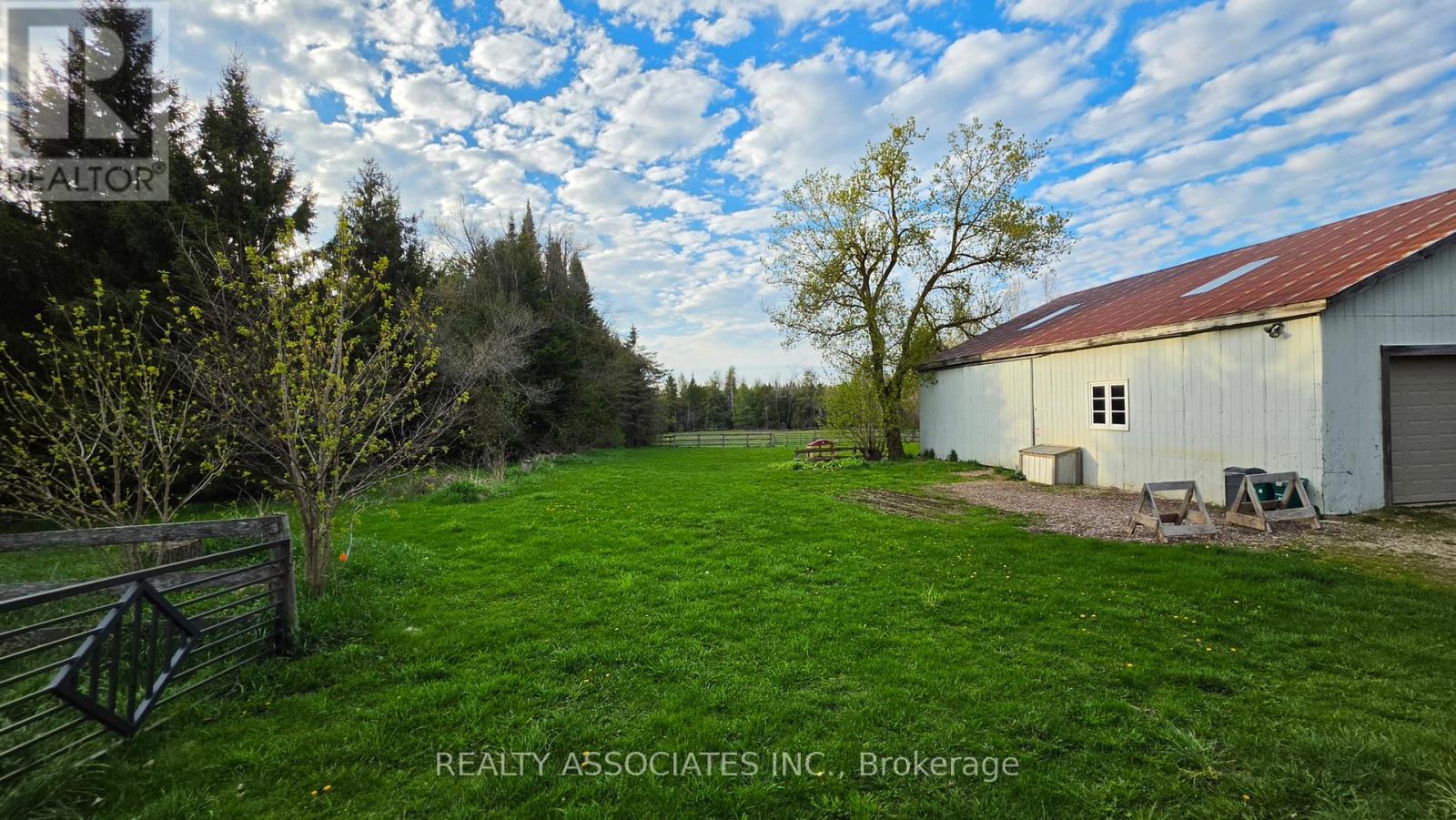 486289 30th Side Road, Mono, Ontario  L9V 1G7 - Photo 12 - X12830590