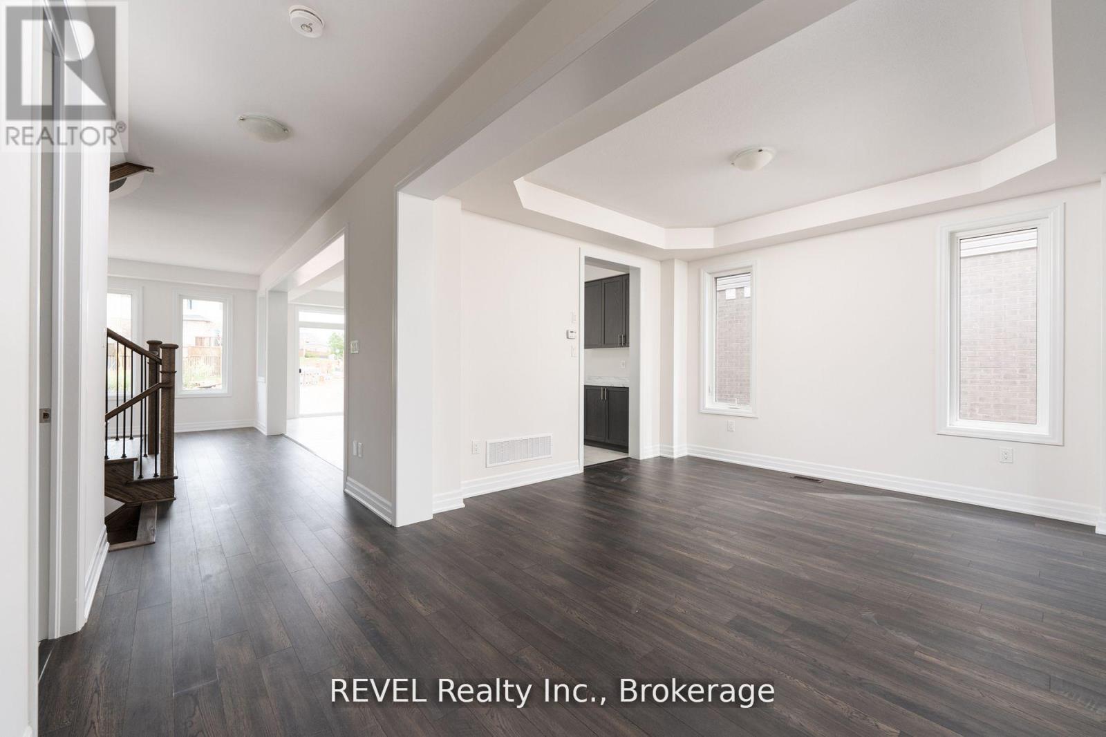 4568 Lyons Parkway, Niagara Falls, Ontario  L2E 6S6 - Photo 3 - X13140422