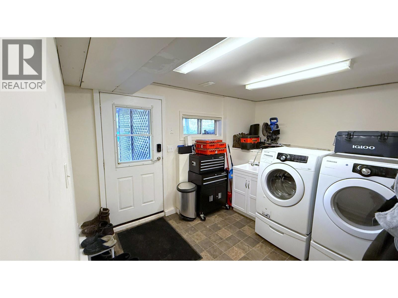4951 Monical Road, 108 Mile Ranch, British Columbia V0K 2Z0 - Photo 36 - R3096482