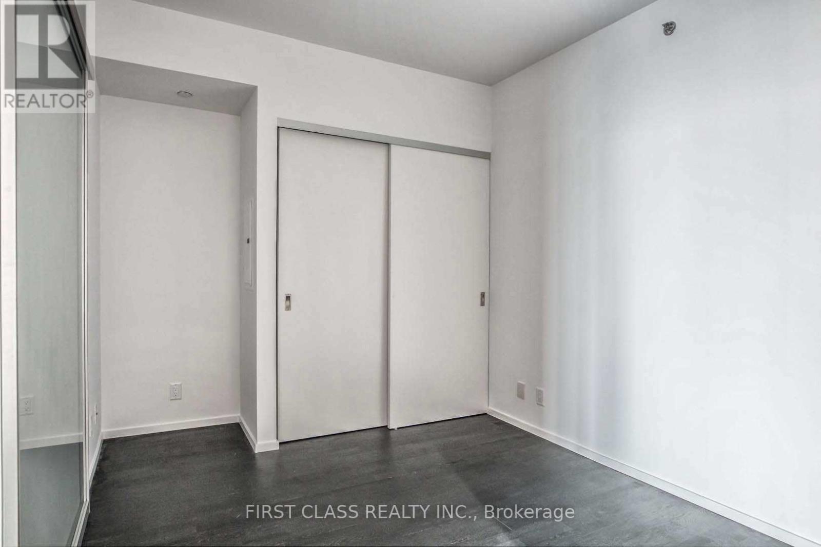 704 - 5 St Joseph Street, Toronto, Ontario  M4Y 0B6 - Photo 10 - C13140420