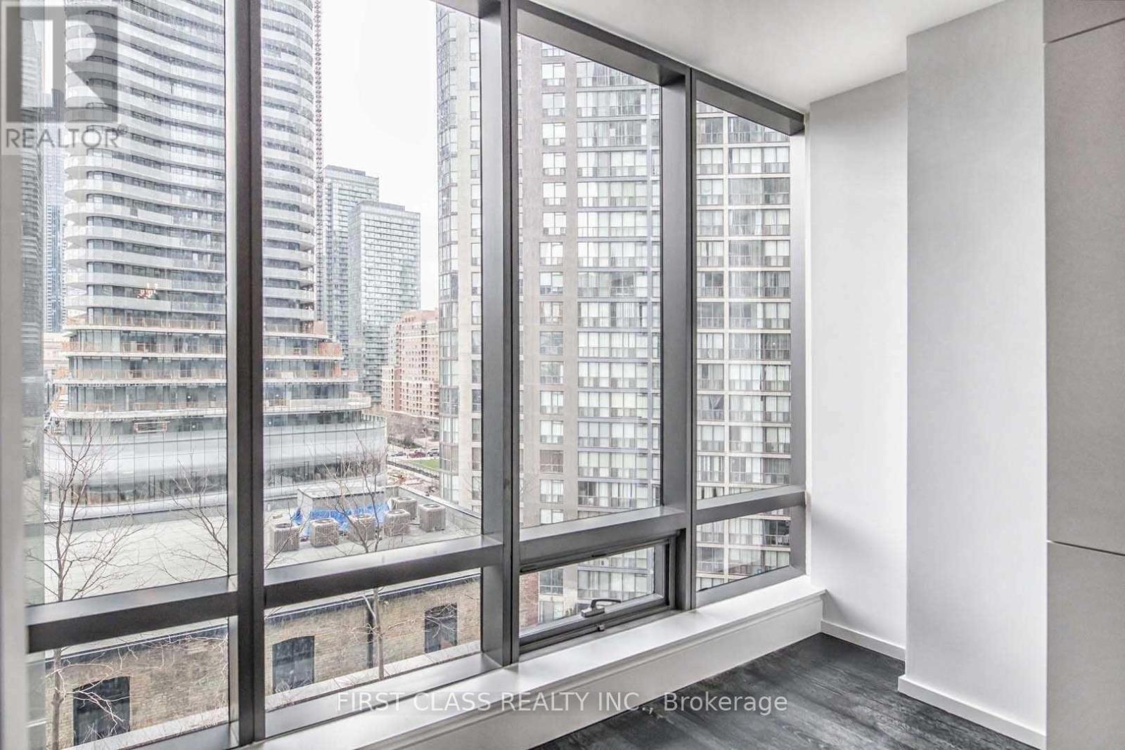 704 - 5 St Joseph Street, Toronto, Ontario  M4Y 0B6 - Photo 11 - C13140420