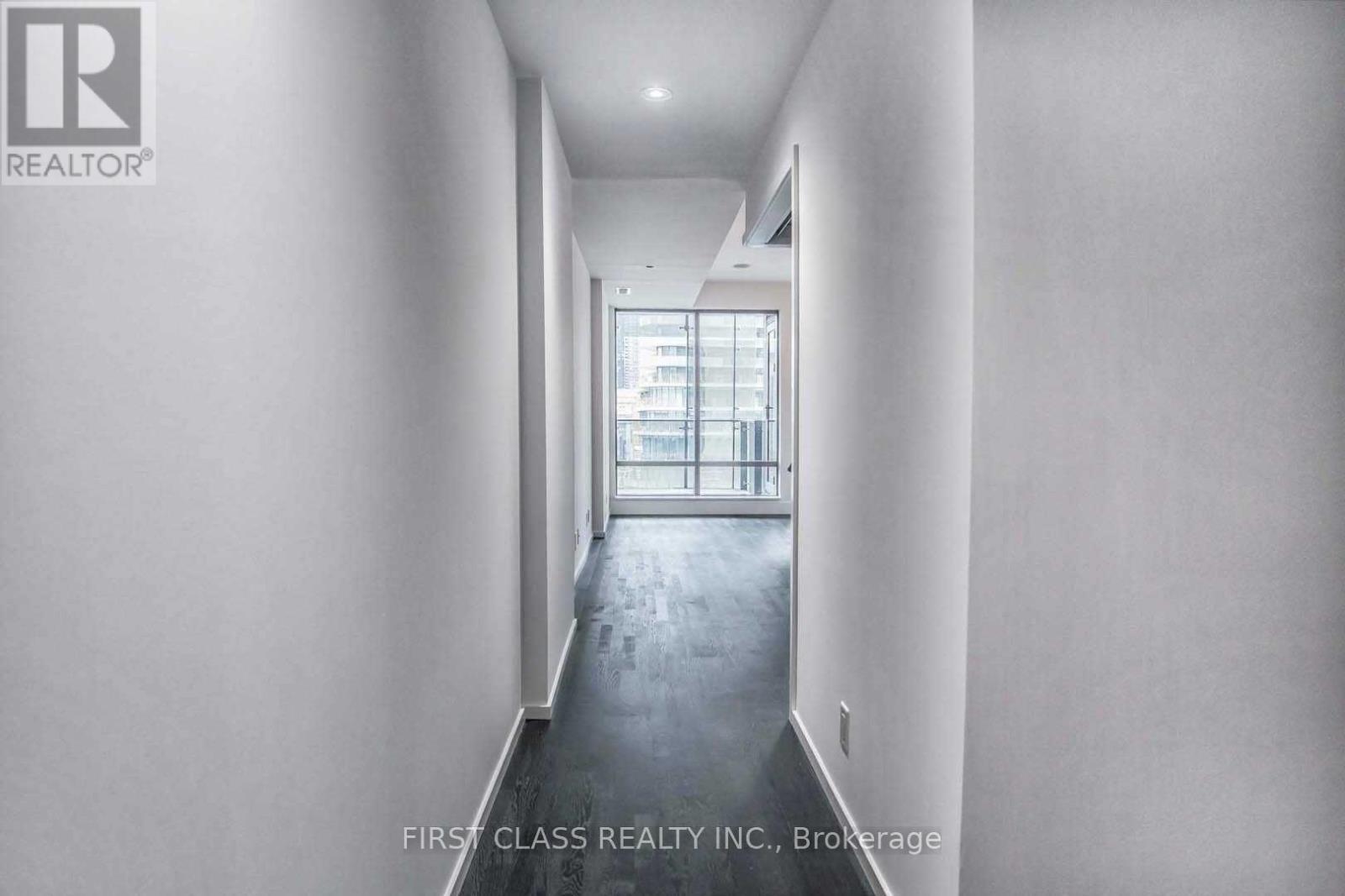 704 - 5 St Joseph Street, Toronto, Ontario  M4Y 0B6 - Photo 4 - C13140420
