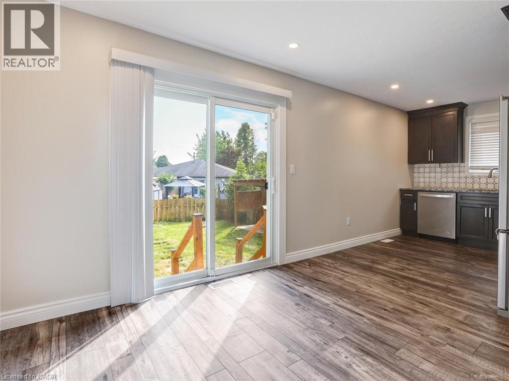 833 Doon Village Road, Kitchener, Ontario  N2P 1A1 - Photo 12 - 40831044