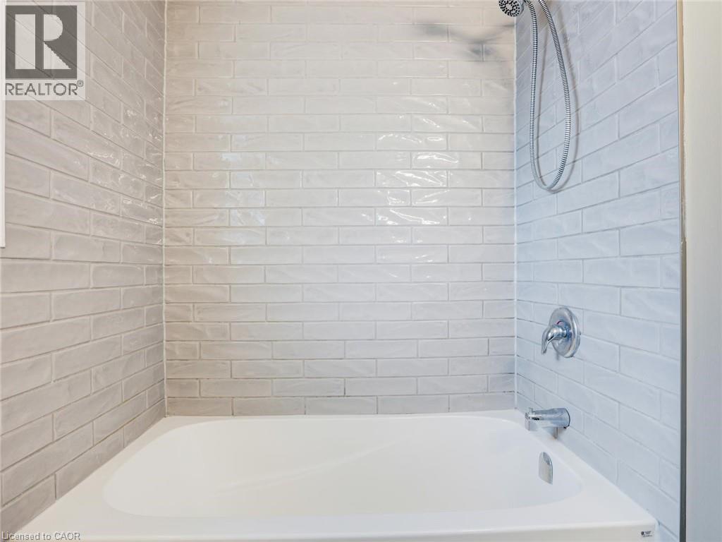 833 Doon Village Road, Kitchener, Ontario  N2P 1A1 - Photo 29 - 40831044