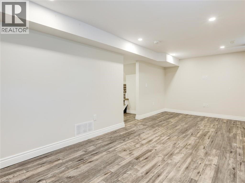 833 Doon Village Road, Kitchener, Ontario  N2P 1A1 - Photo 46 - 40831044