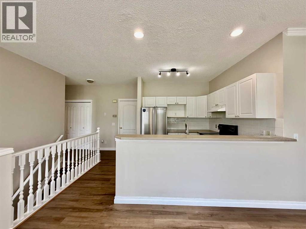 102 Prestwick Gardens SE, Calgary, Alberta  T2Z 3V4 - Photo 38 - A2311787