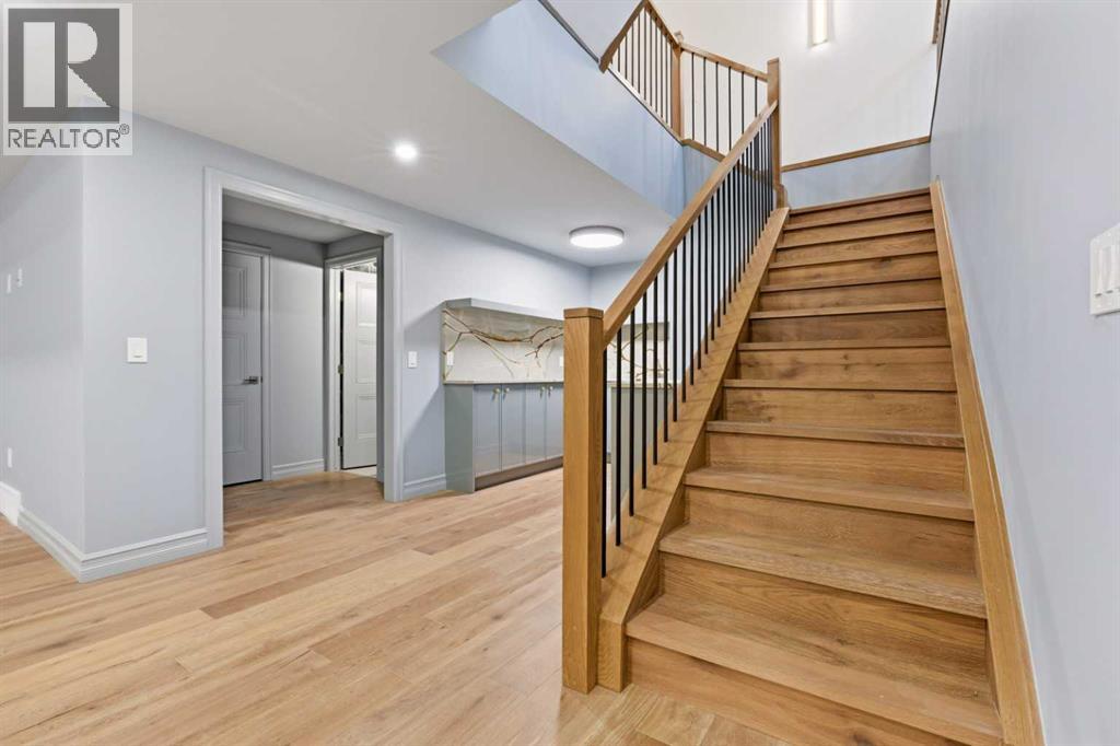 356 Greenwich Drive NW, Calgary, Alberta  T3B 6P4 - Photo 35 - A2296232