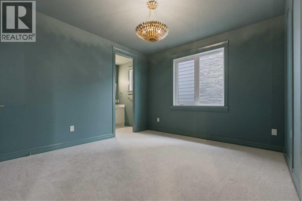 356 Greenwich Drive NW, Calgary, Alberta  T3B 6P4 - Photo 33 - A2296232