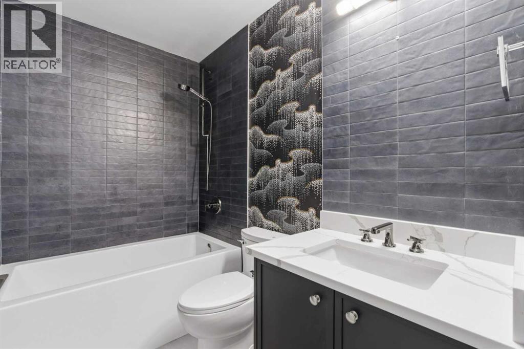 356 Greenwich Drive NW, Calgary, Alberta  T3B 6P4 - Photo 41 - A2296232