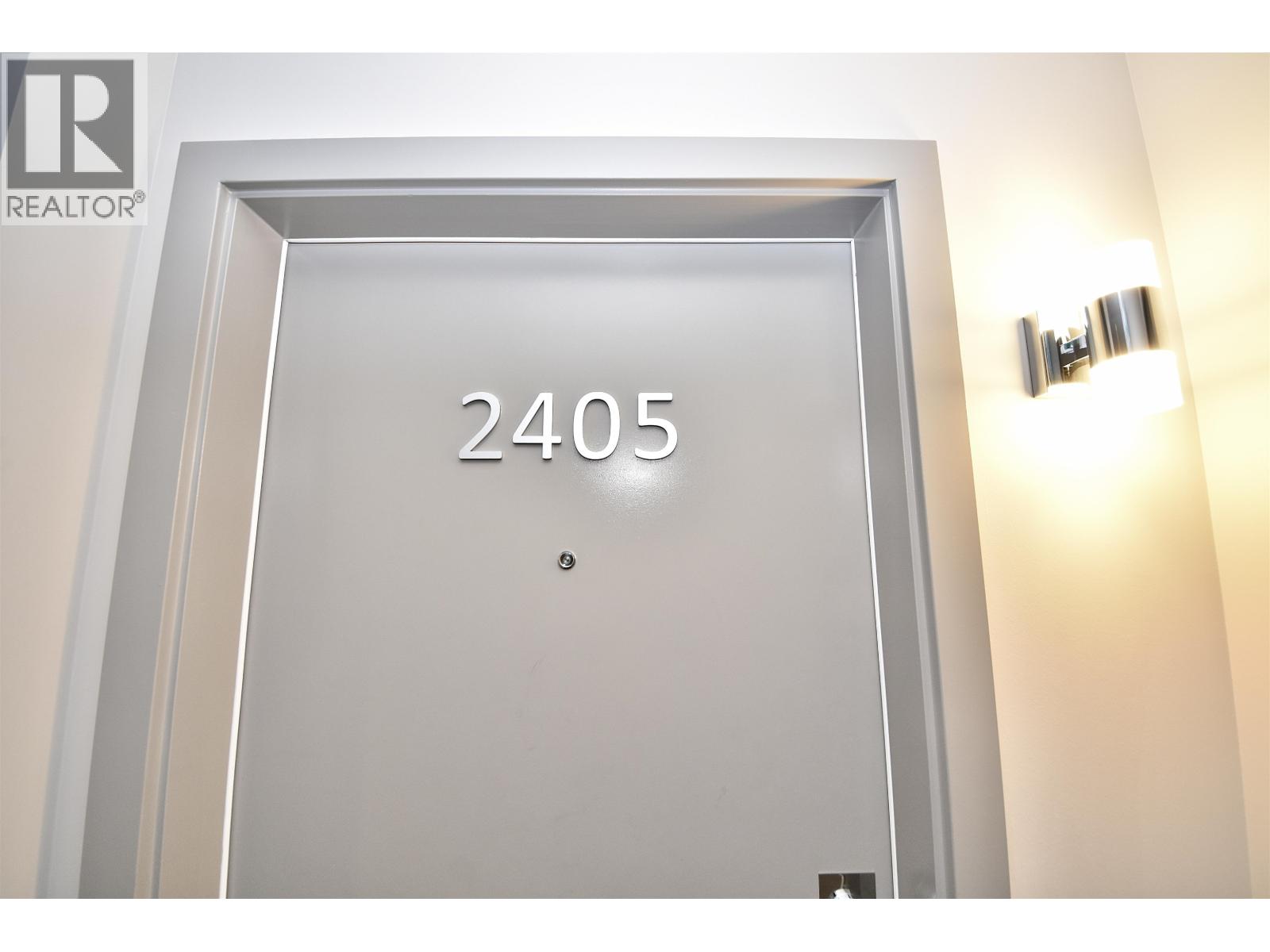 2405 1788 Gilmore Avenue, Burnaby, British Columbia  V5C 0L5 - Photo 4 - R3115411