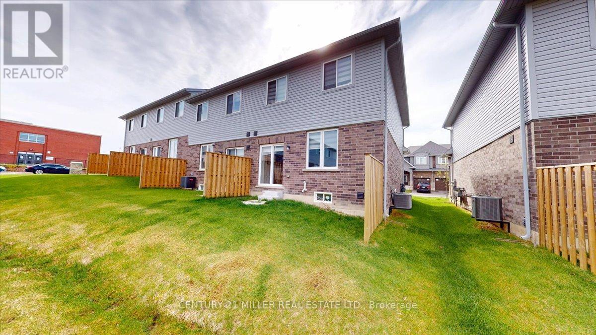 10 Linden Park Lane, Hamilton, Ontario  L9A 1Y1 - Photo 24 - X13114828